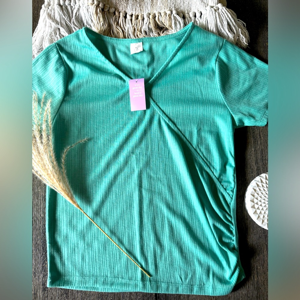 Evsie Runched Siding crop top